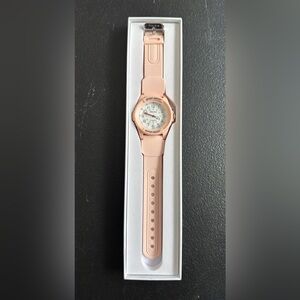 Women’s sport watch: light pink New item